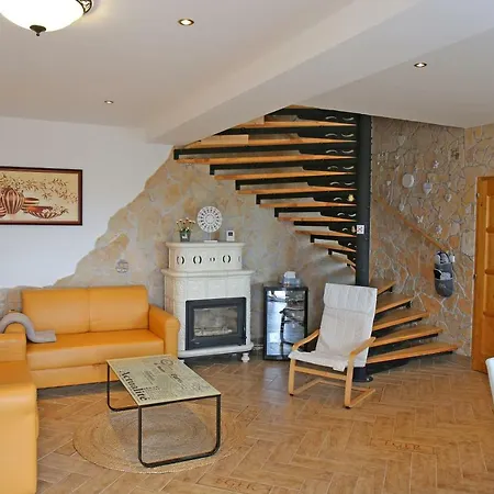 בית נופש Hillside House