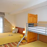 Hillside House Еґер